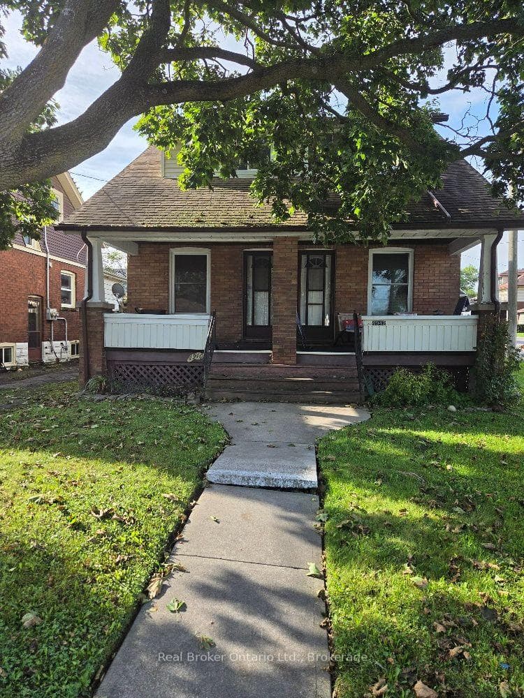 4940 Armoury Street, Niagara Falls, ON L2E 1T1