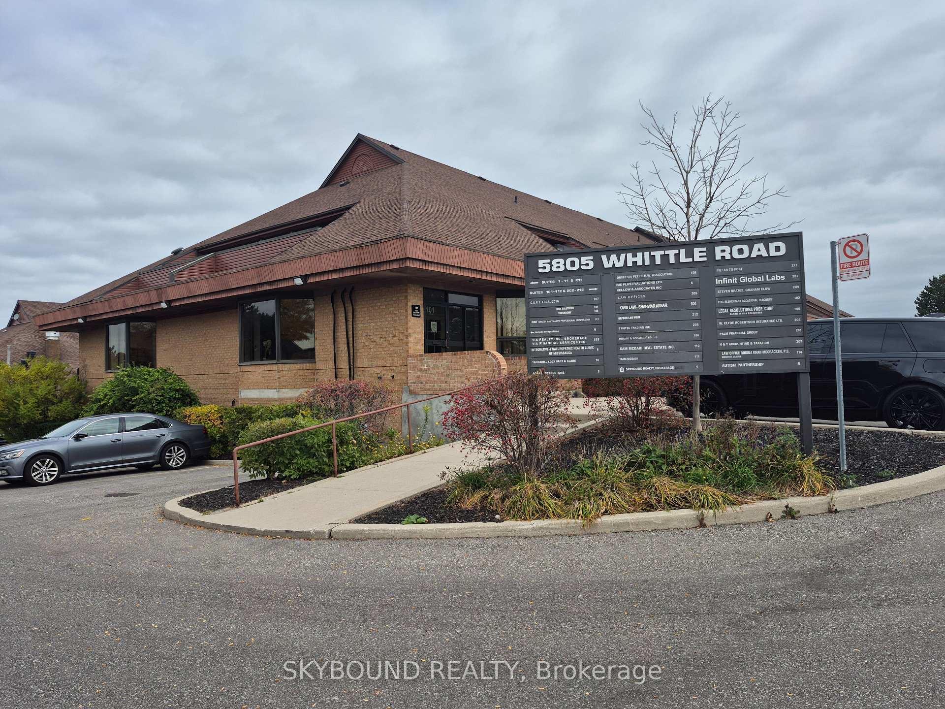 5805 Whittle Road 4-A, Mississauga, ON L4Z 2J1