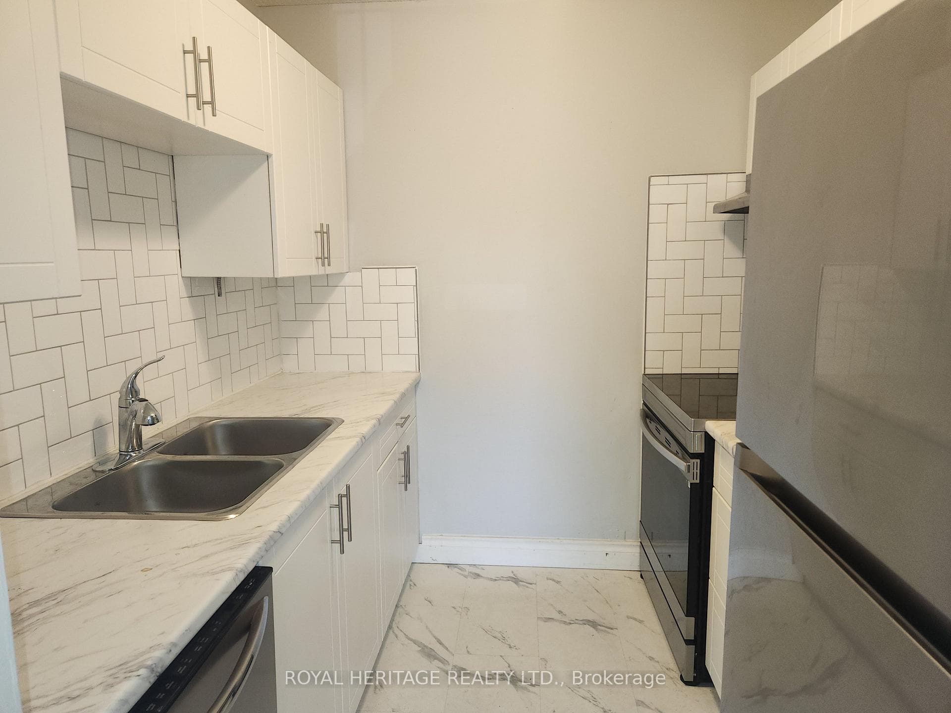 8800 Willoughby Drive 311, Niagara Falls, ON L2G 6X8