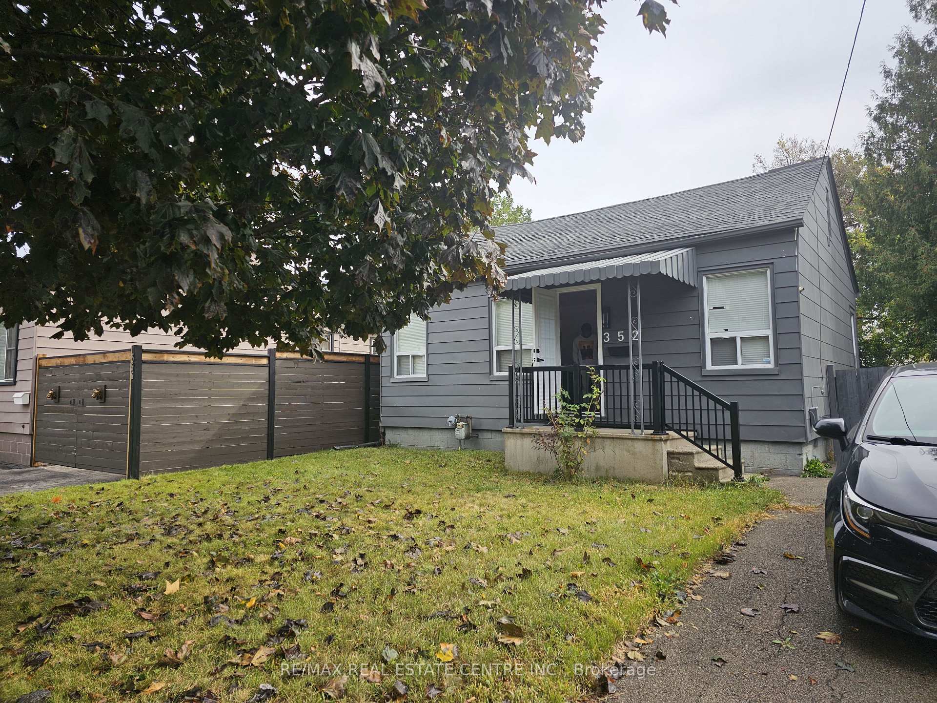 352 WEIR Street N, Hamilton, ON L8H 5G7