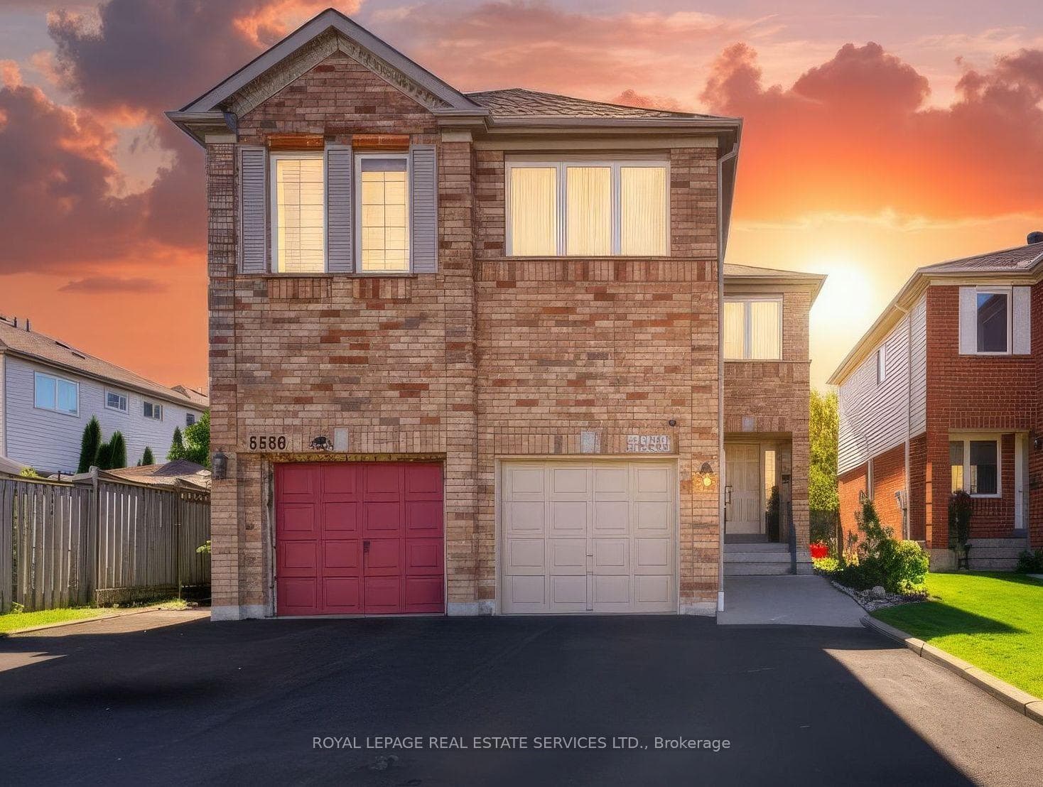 5582 Kimmeridge Gate, Mississauga, ON L5M 6B3