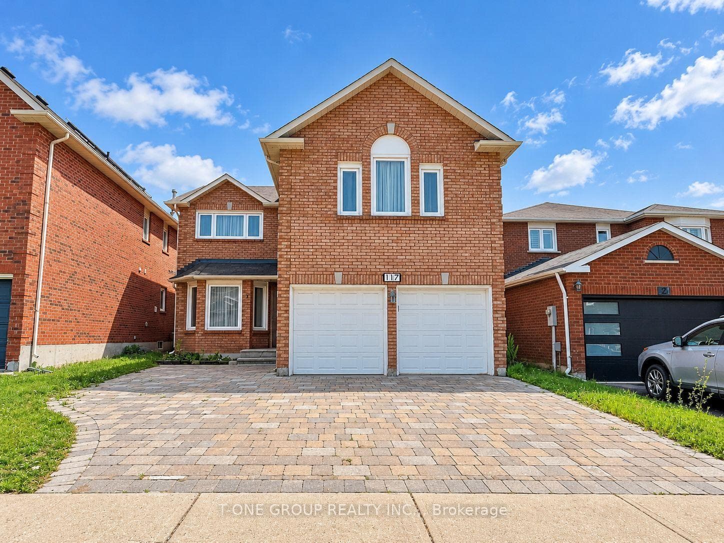 117 Downing Boulevard, Vaughan, ON L4J 7M2