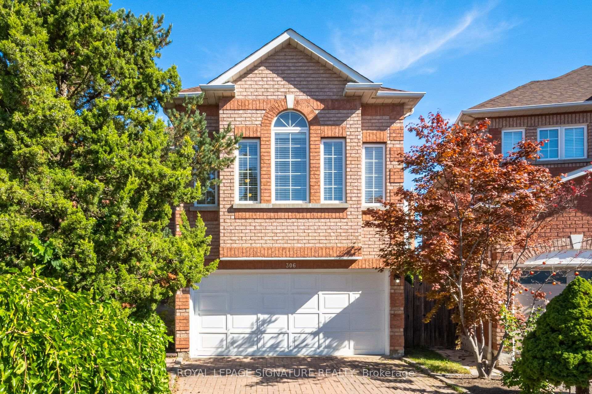 306 Cossack Court, Mississauga, ON L5B 4C2