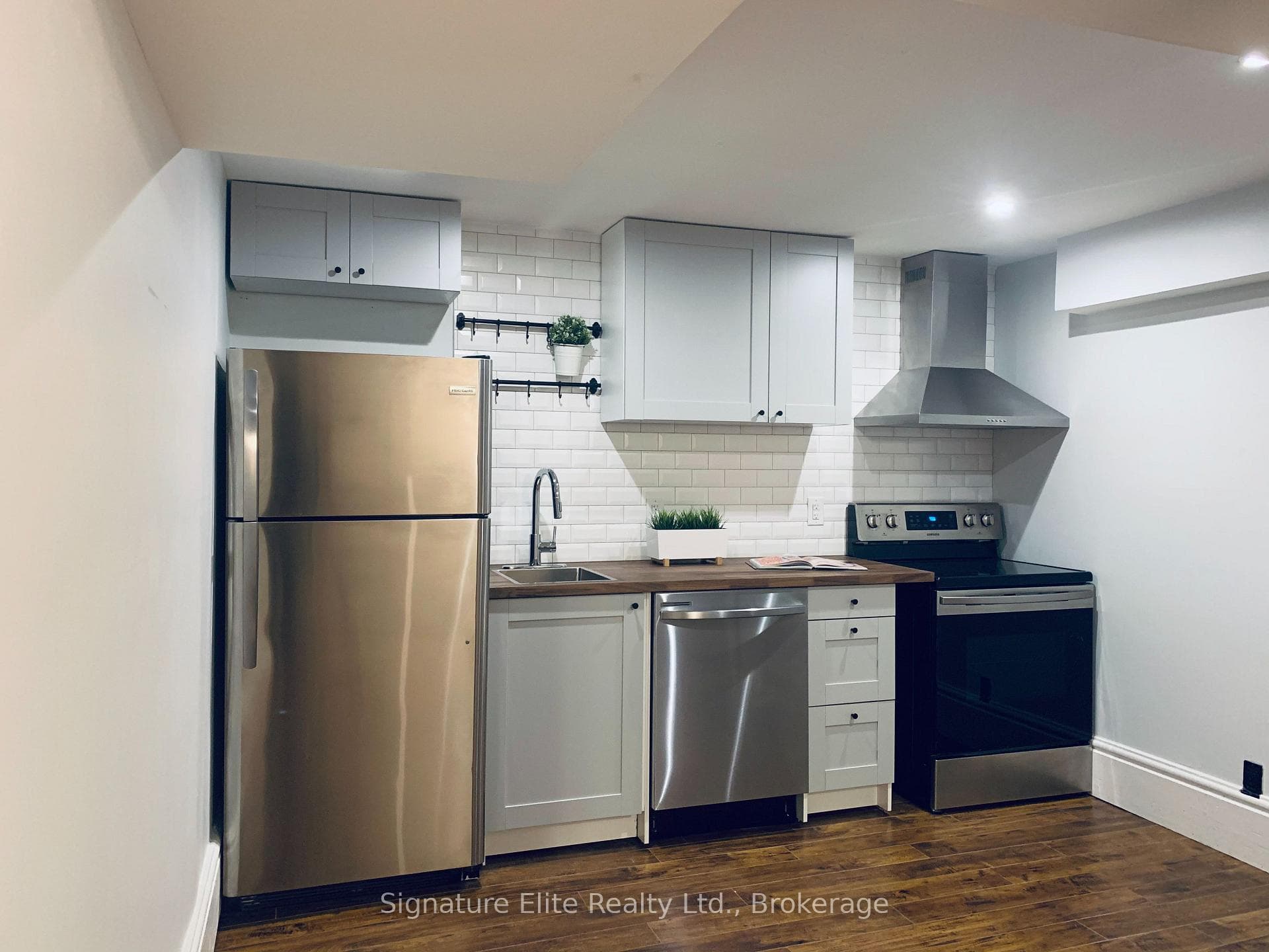 43 Marblehead Crescent Bsmt, Brampton, ON L6S 2T8