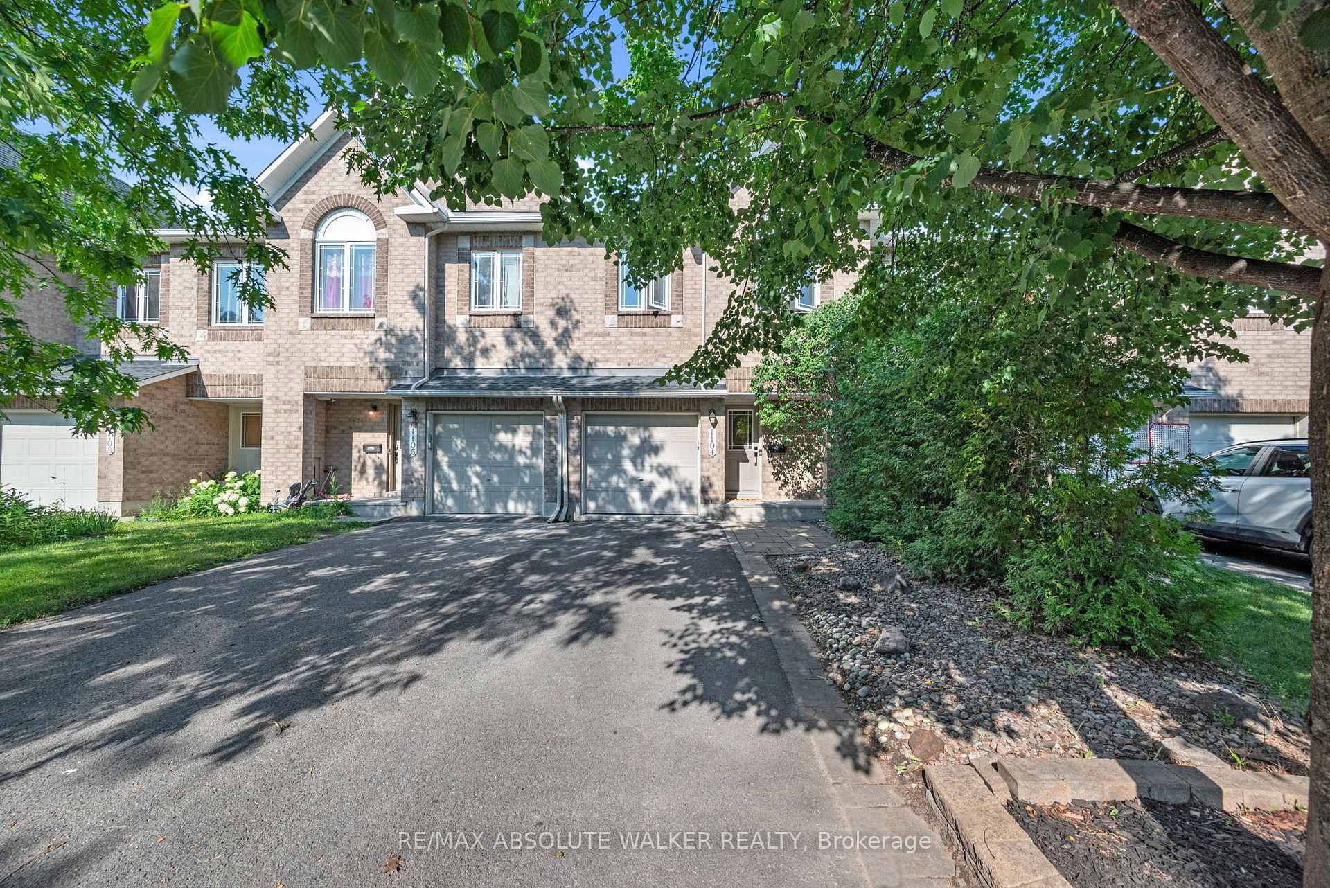 1104 Candlewood Street, Orleans - Cumberland and Area, ON K4A 4Z9