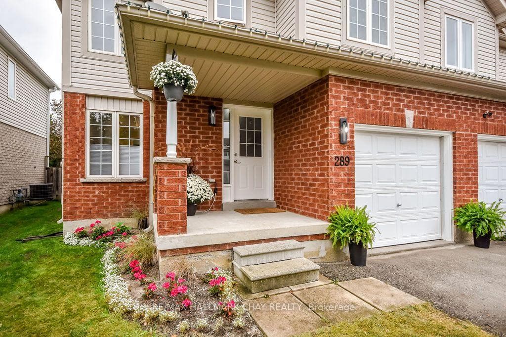 289 Esther Drive, Barrie, ON L4N 0G1