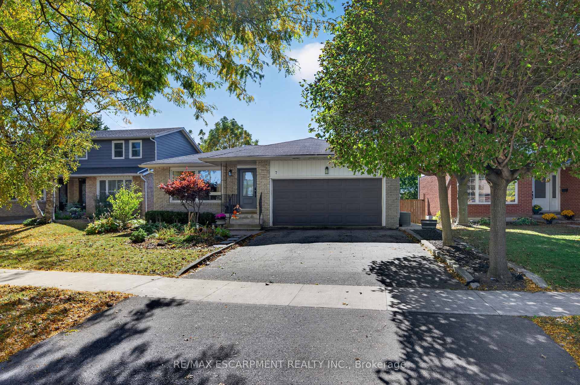 7 Fern Avenue, Hamilton, ON L0R 2H0
