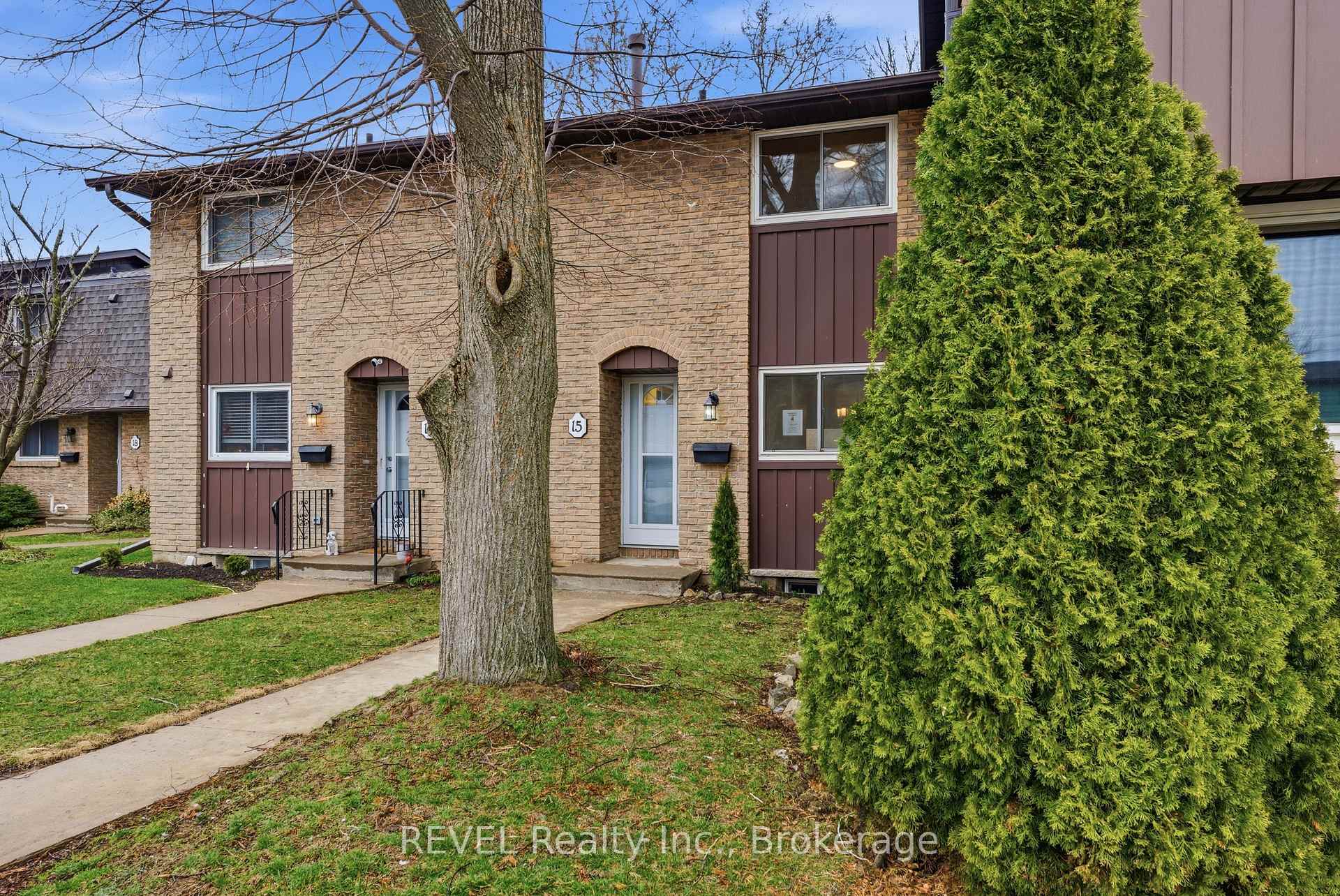 151 Linwell Road 15, St. Catharines, ON L2N 6P3