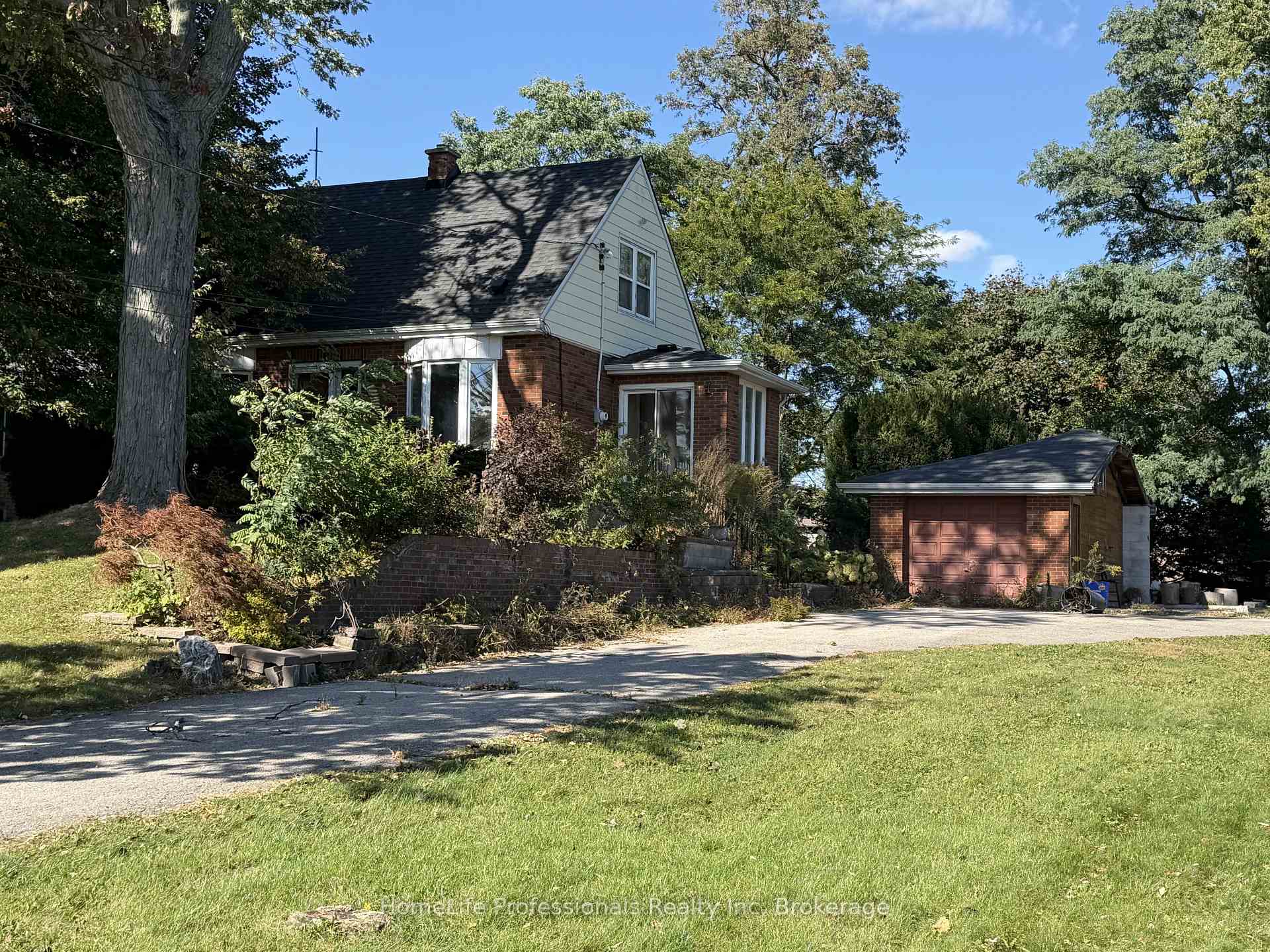 9788 Twenty Road W, Hamilton, ON L0R 1W0