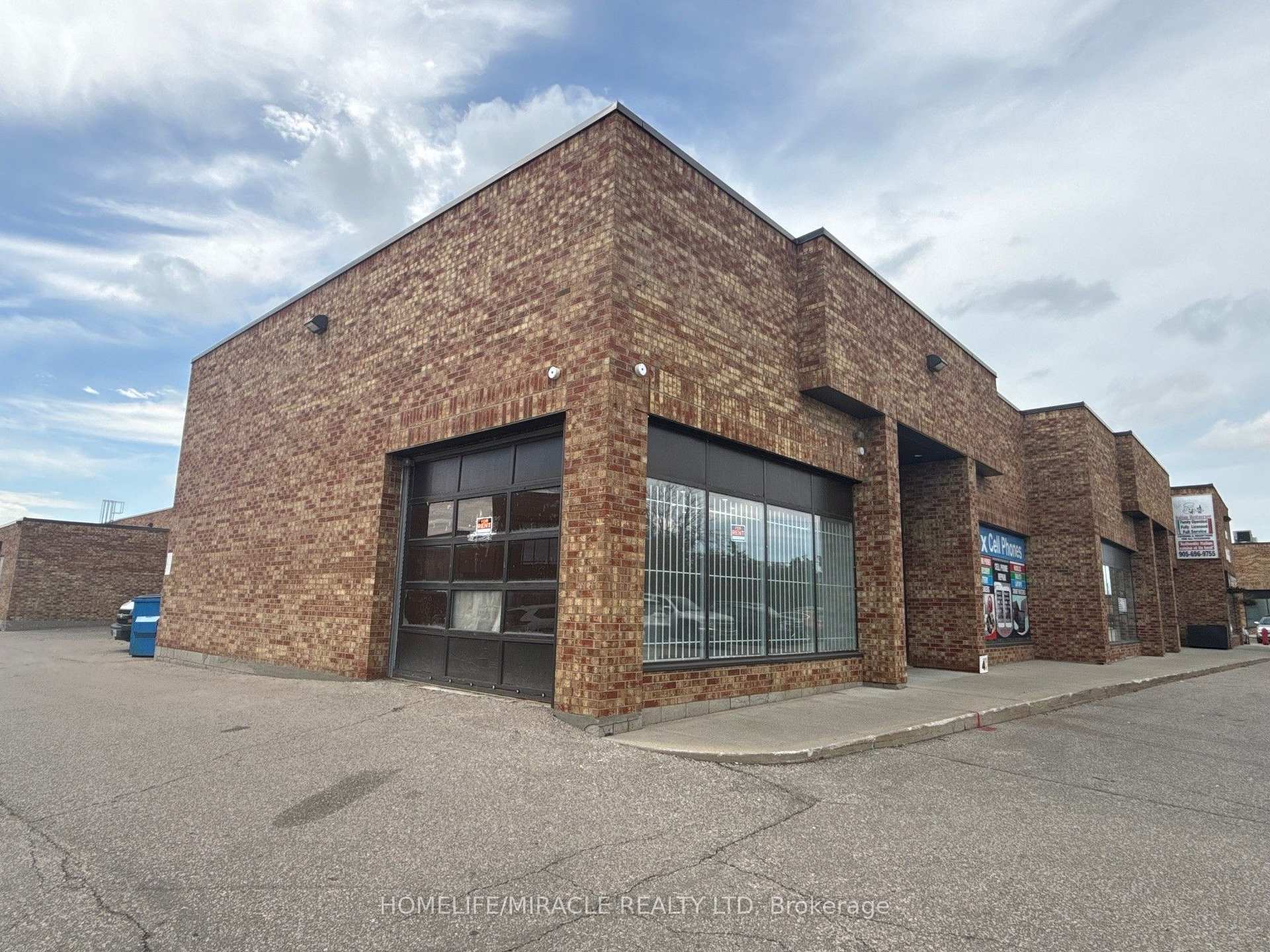 6720 Davand Drive 5, Mississauga, ON L5T 2K7