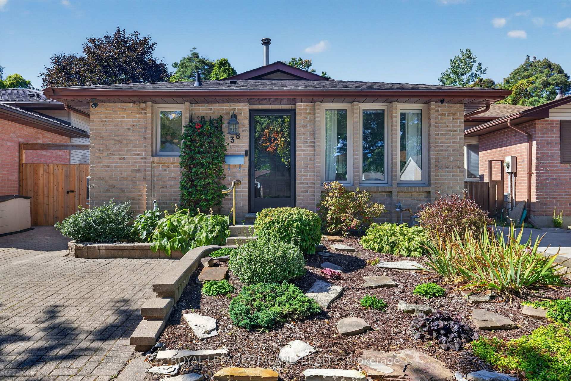 38 Caprice Crescent, London East, ON N5V 3M2