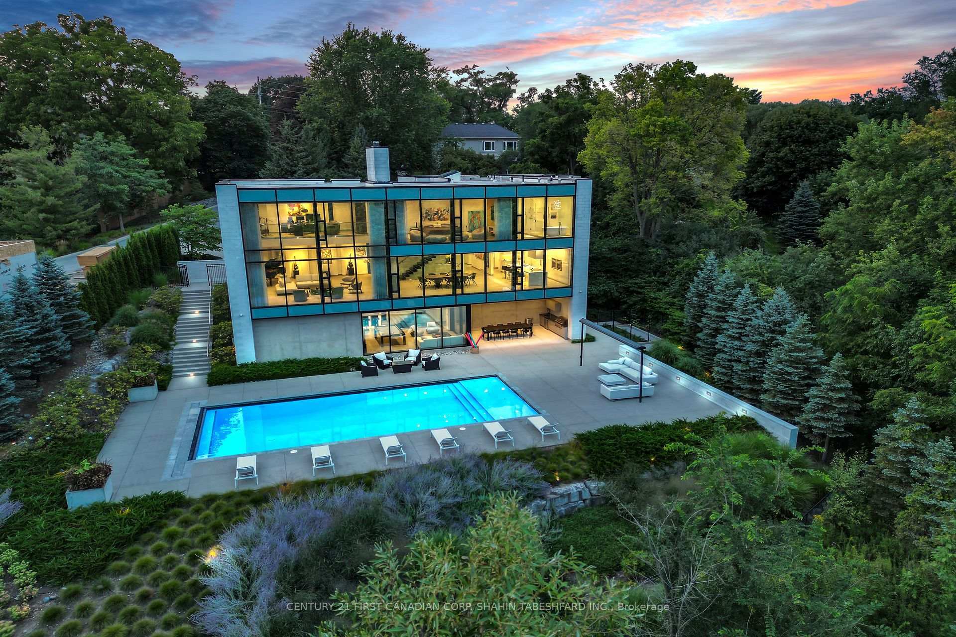 756 Riverside Drive 2, London North, ON N6H 2S4
