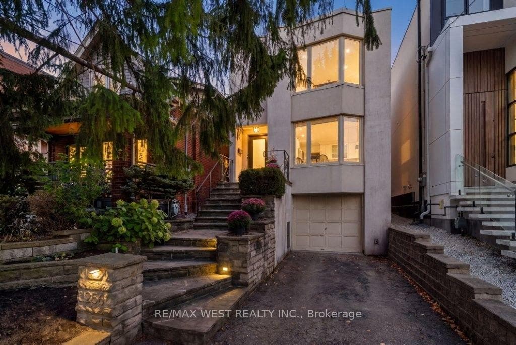 256 Erskine Avenue, Toronto, ON M4P 1Z4