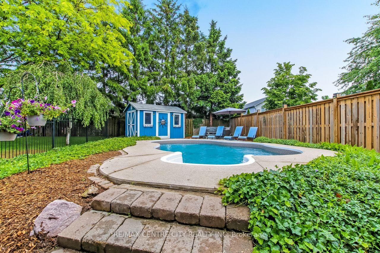 96 Carrie Crescent, St. Thomas, ON N5R 6C2