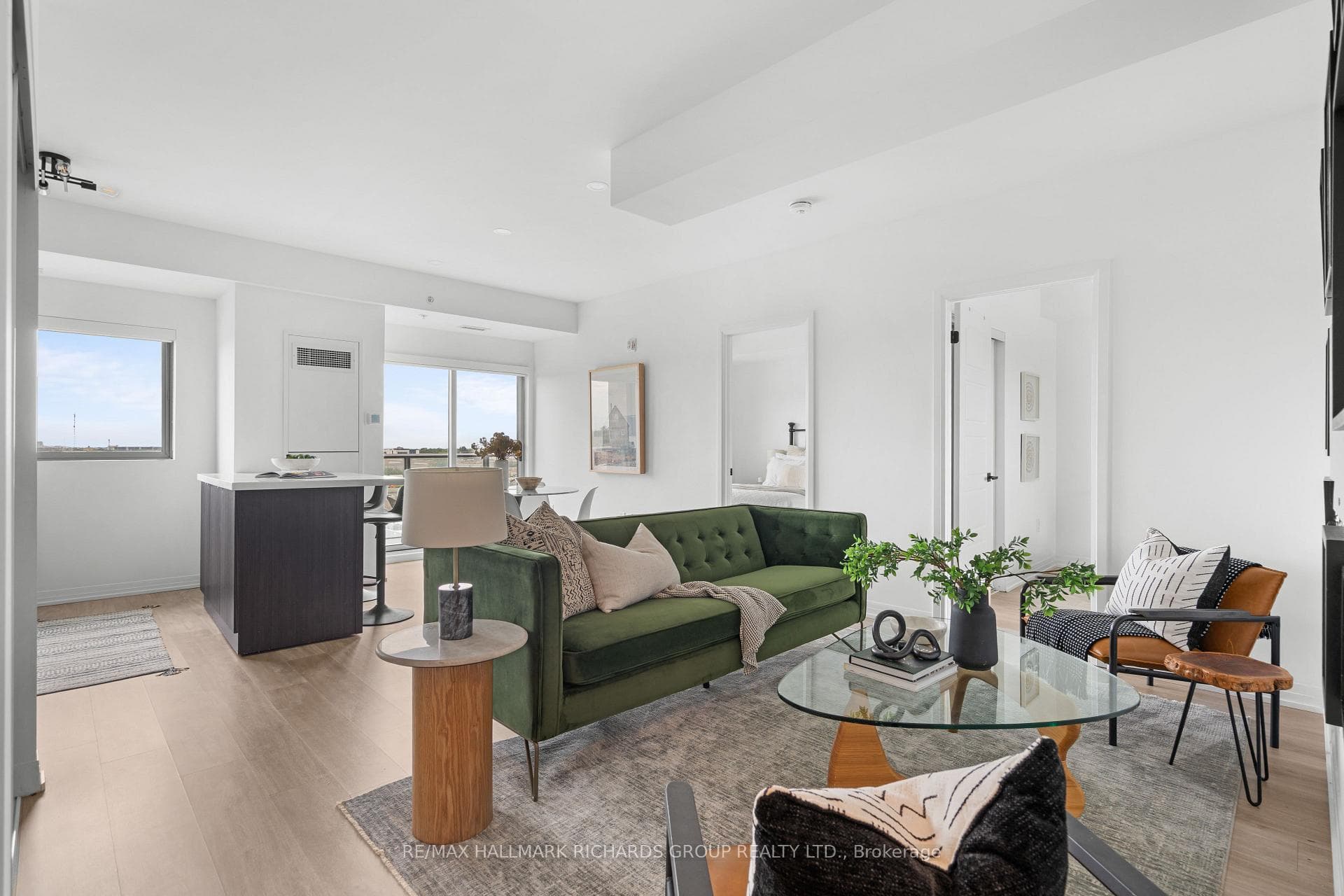408 Brown's Line PH606, Toronto, ON M8W 3T8