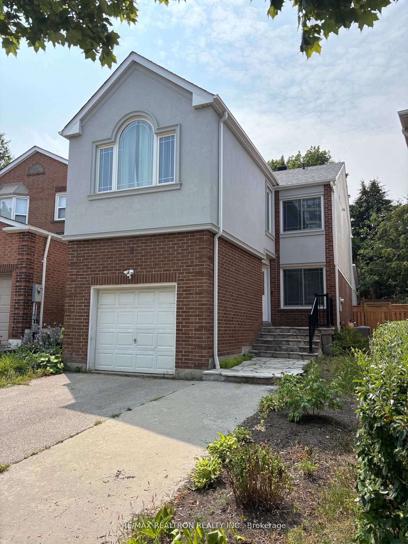 6 Joanna Crescent, Vaughan, ON L4J 5E7