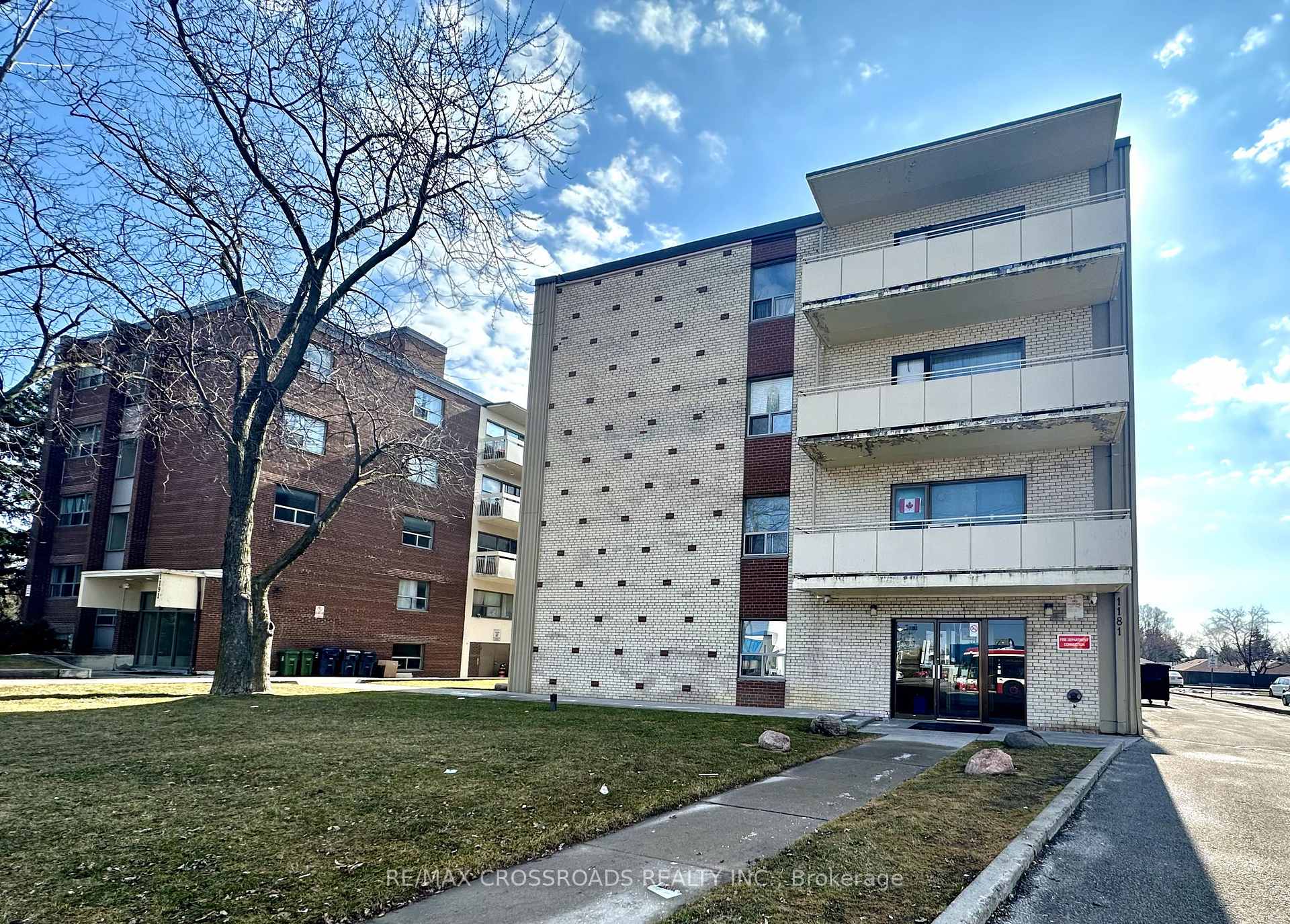 1181 Ellesmere Road 204, Toronto, ON M1P 2X6