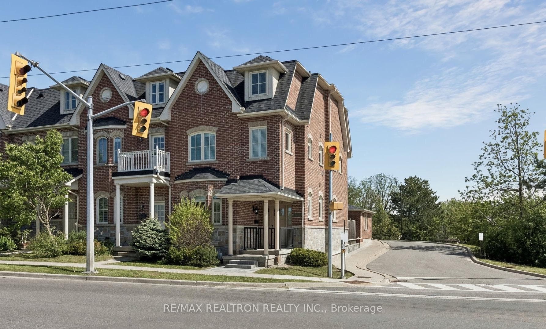 37 Bullock Drive, Markham, ON L3P 8P1