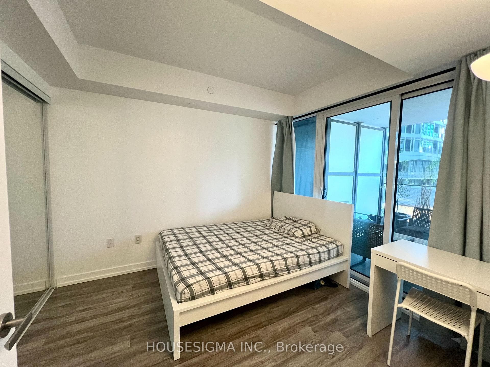 77 Shuter Street, Toronto, ON M5B 0B8