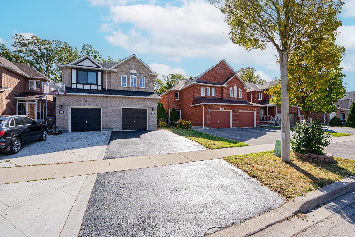 1148 Windbrook Grove, Mississauga, ON L5V 2V1
