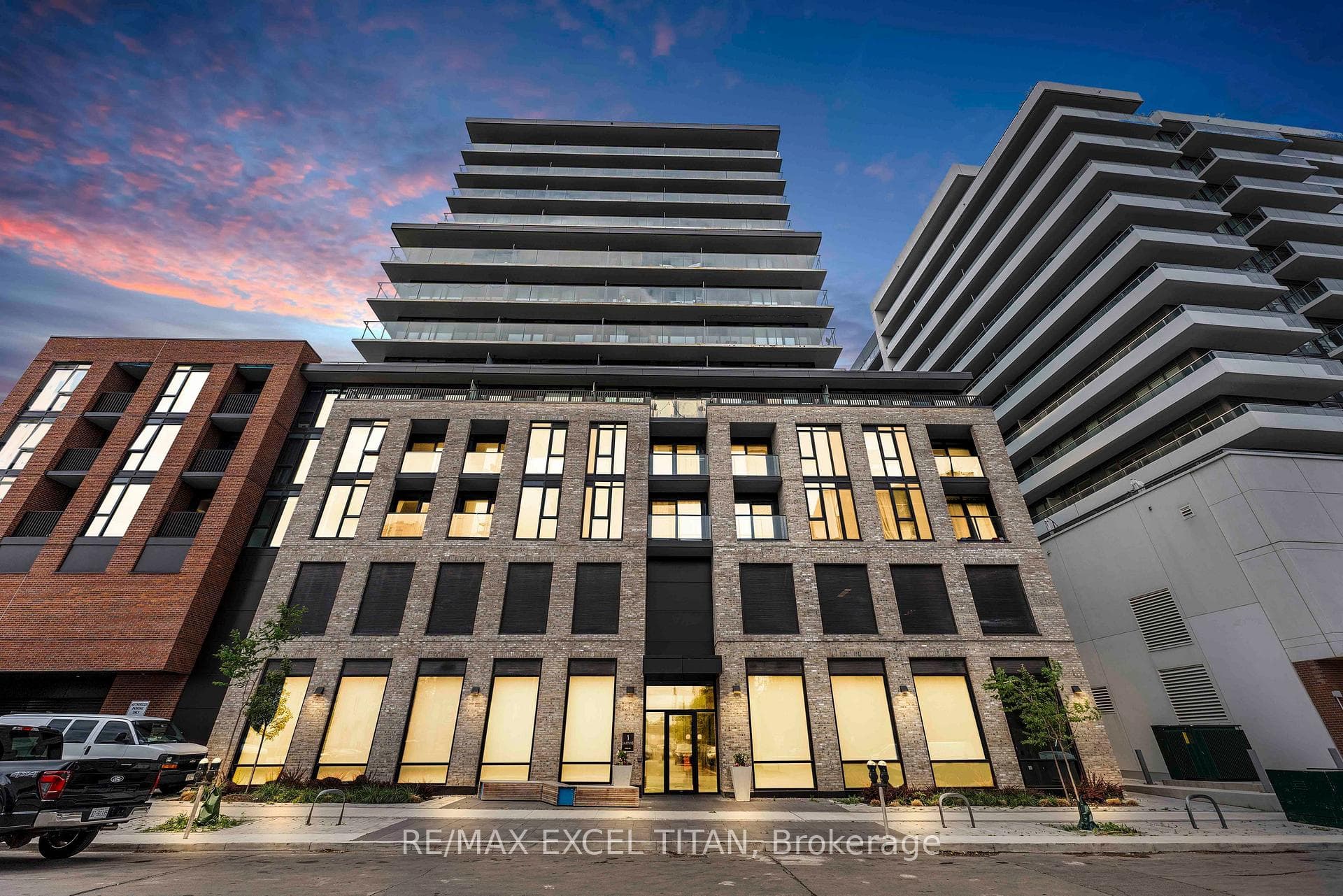 1 Jarvis Street 614, Hamilton, ON L8R 3J2