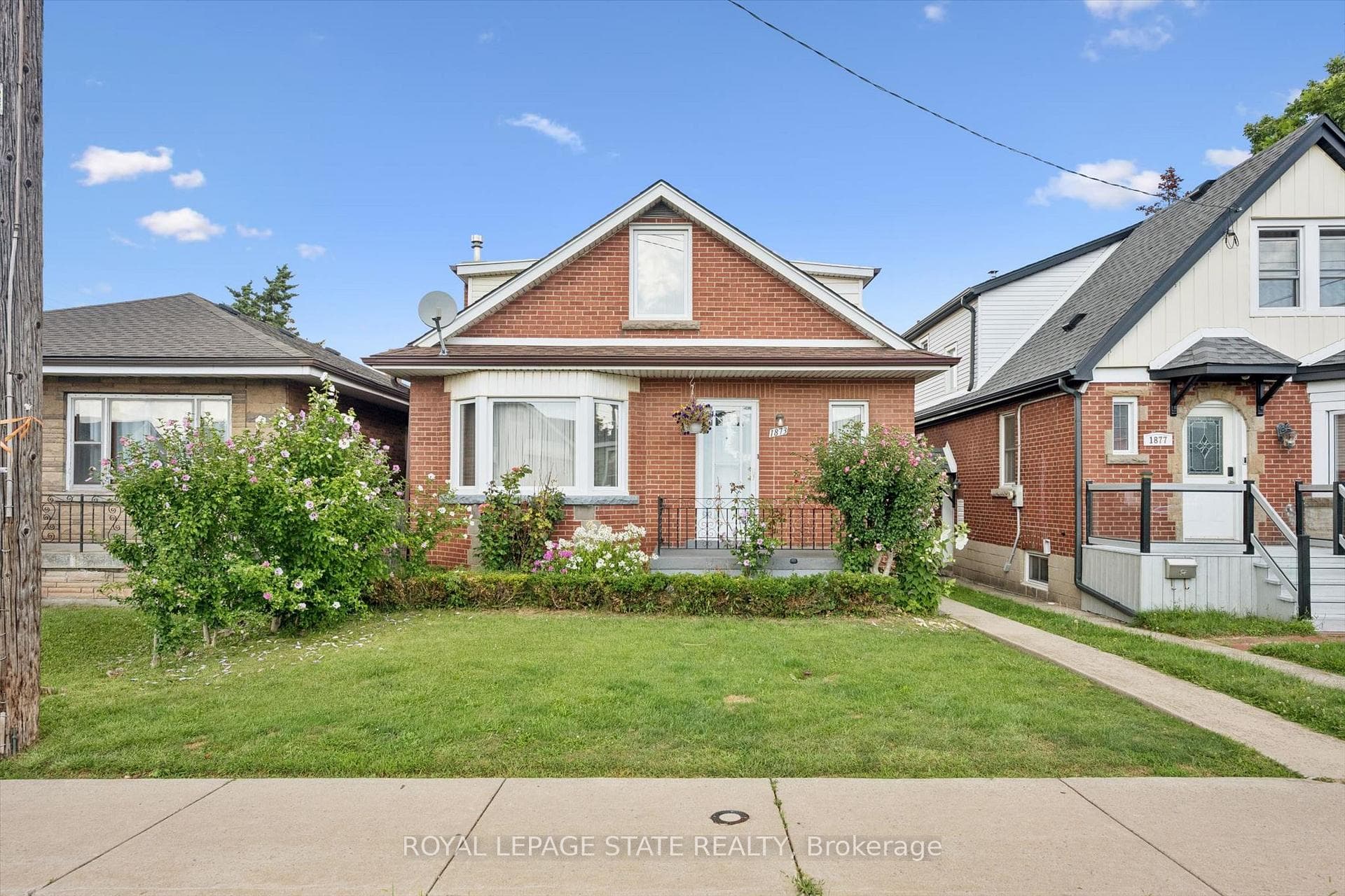 1873 Main Street E, Hamilton, ON L8H 1G3