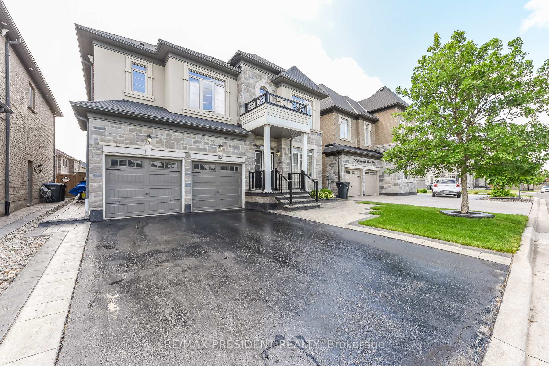 19 Jaypeak Road N, Brampton, ON L6P 4J8