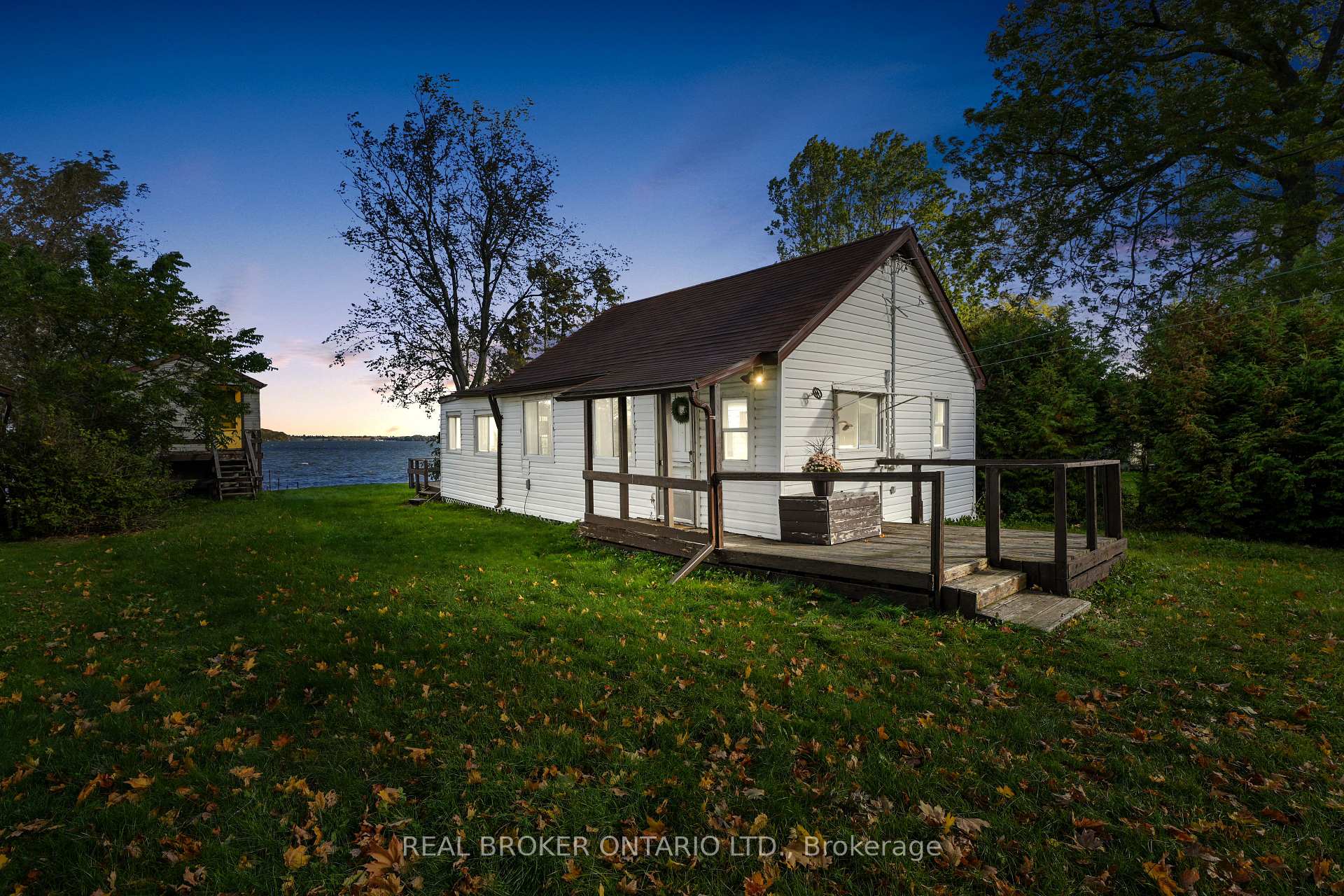 5268 Oriole Beach -180 Road, Hamilton Township, ON K0K 2E0