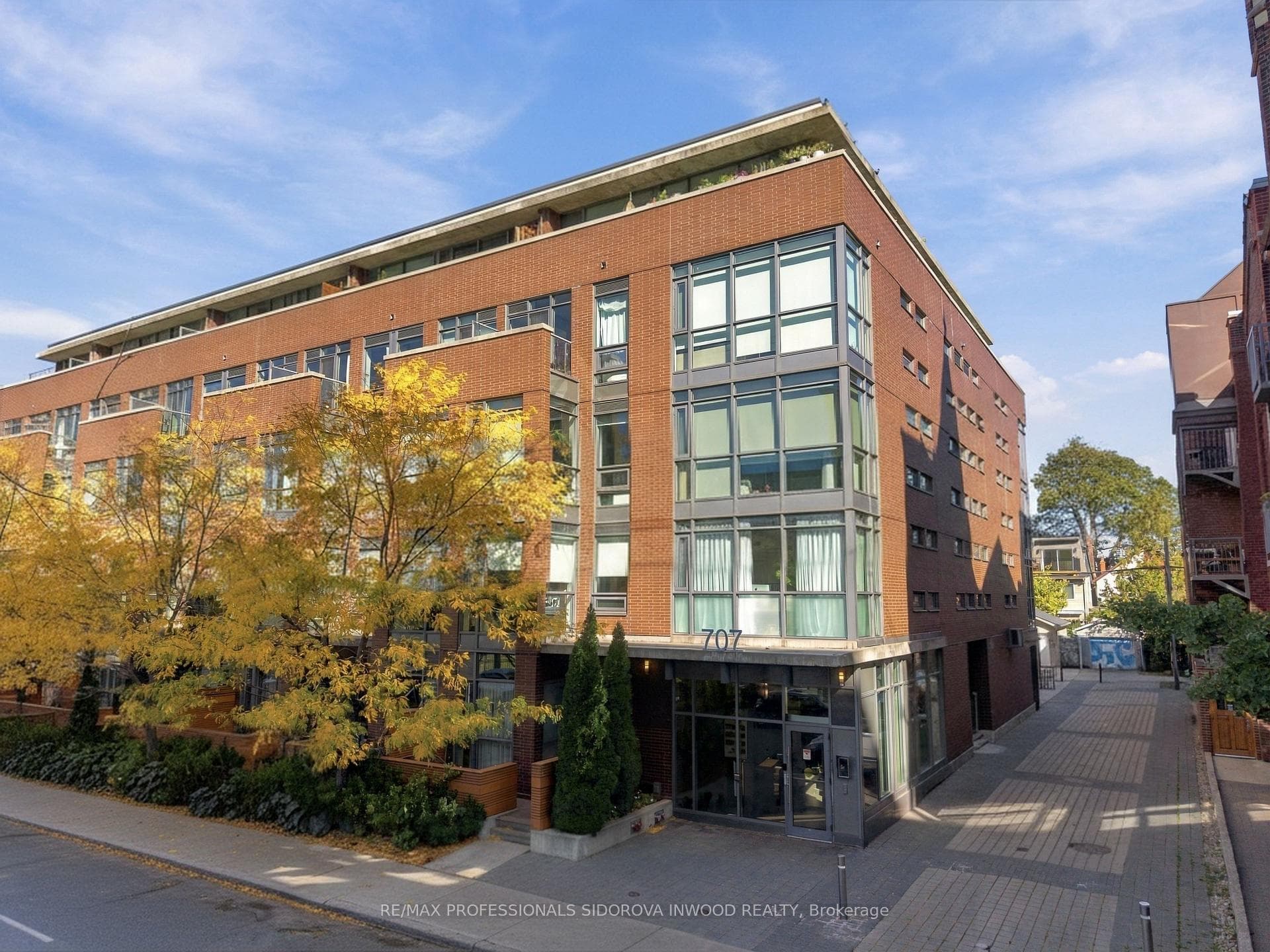 707 Dovercourt Road 215, Toronto, ON M6H 0B5