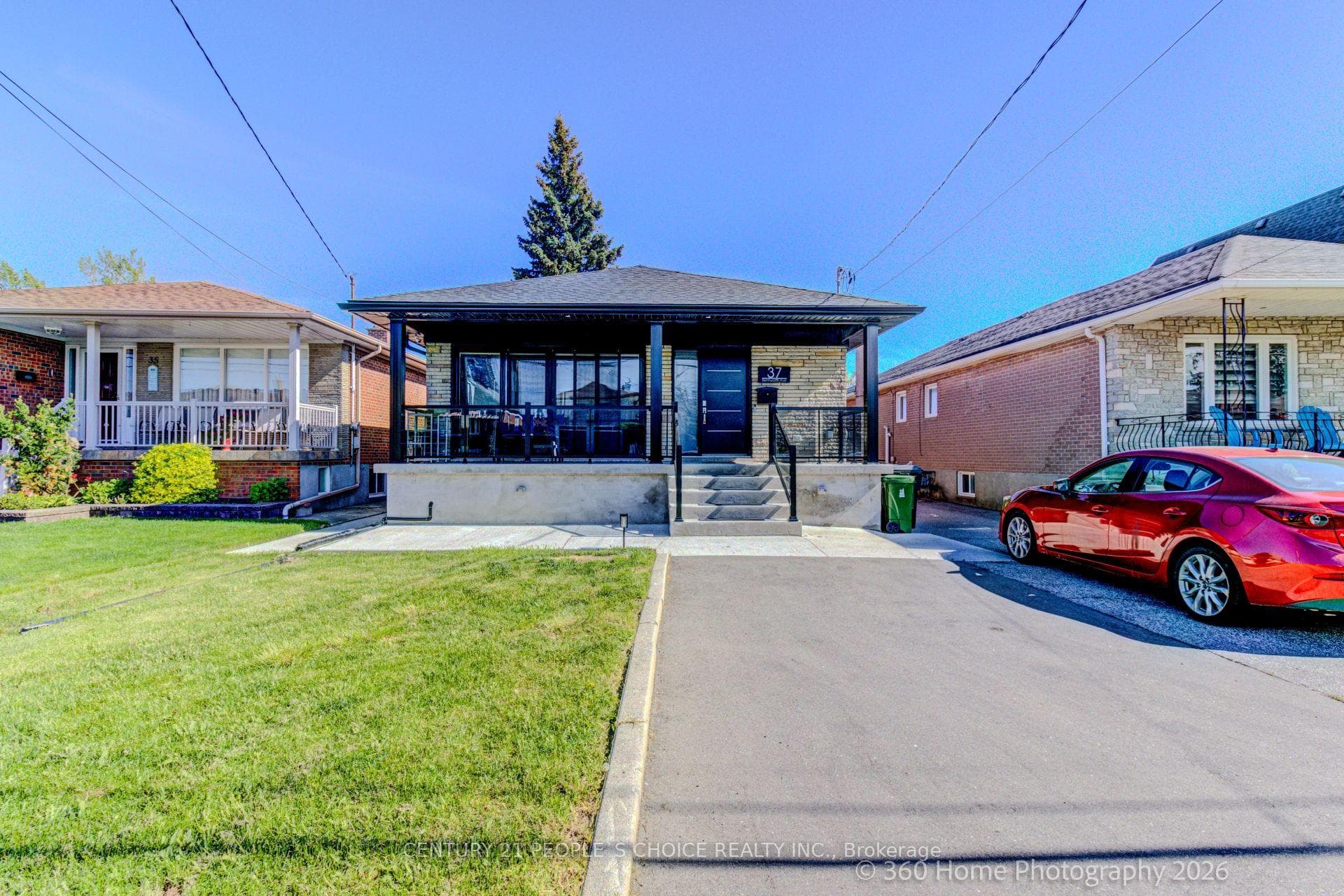 37 Bentworth Avenue 2, Toronto, ON M6A 1P1