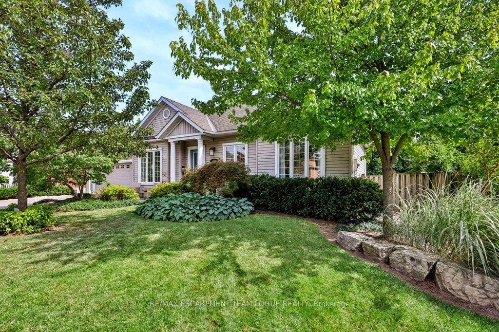 1332 LEIGHLAND Road, Burlington, ON L7R 3S7