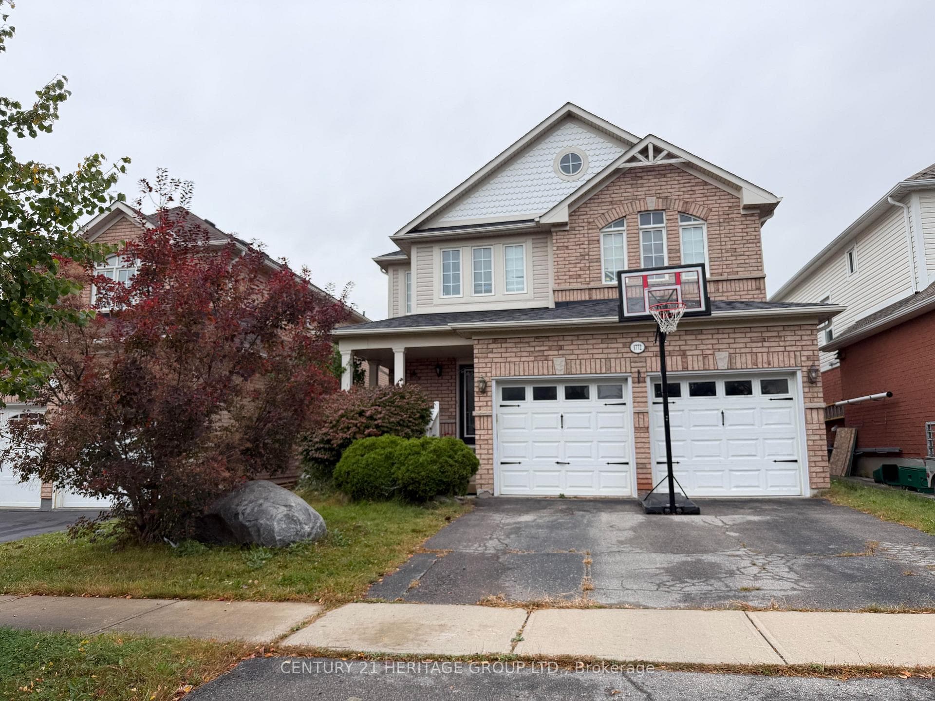 1772 Birchview Drive, Oshawa, ON L1K 3B9