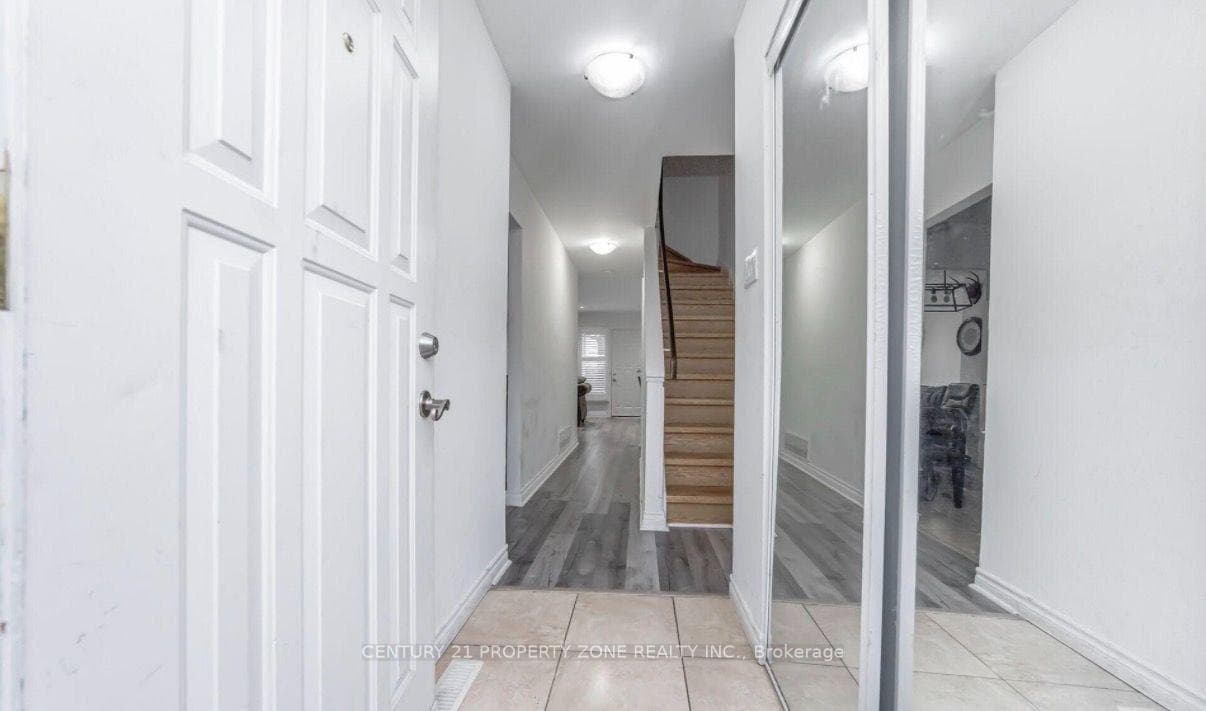 475 Bramalea Road Room, Brampton, ON L6T 2X2