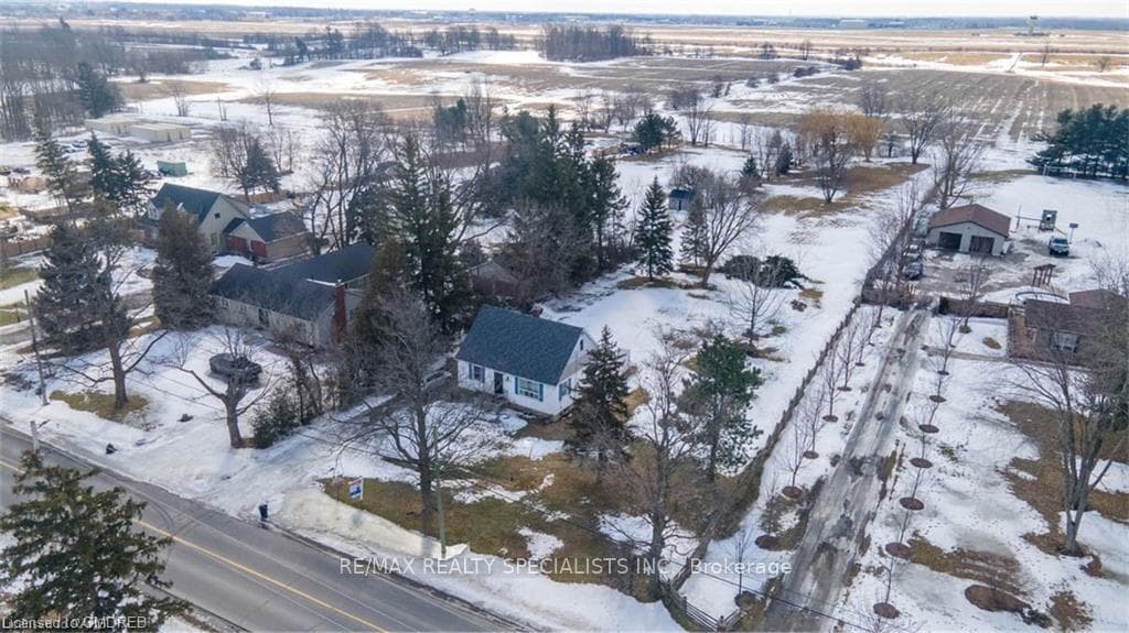 9697 Dickenson Road, Hamilton, ON L0R 1W0