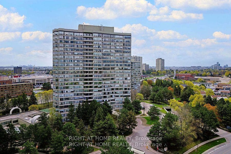 22 Hanover Road 708, Brampton, ON L6S 5K7