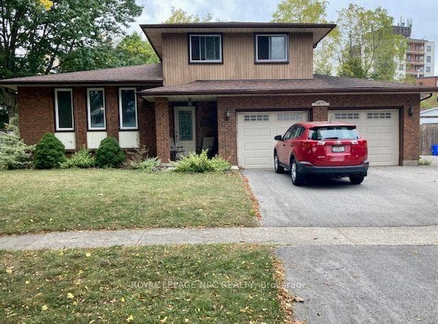 3871 Orlando Drive, Niagara Falls, ON L2J 4B5
