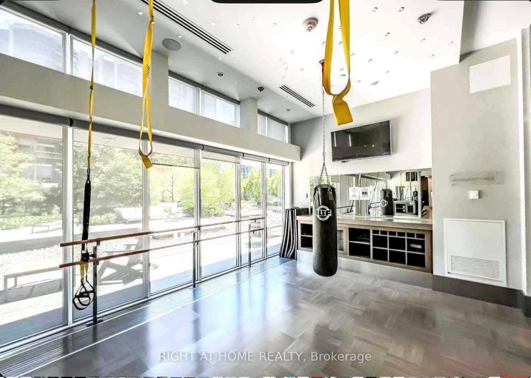88 Sheppard Avenue E 409, Toronto, ON M2N 6Y2