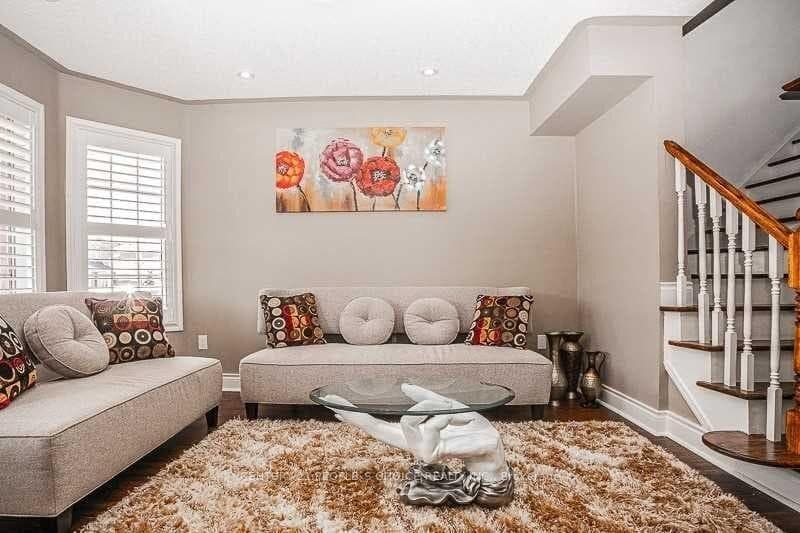 50 Sweetwood Circle W, Brampton, ON L7A 2X7