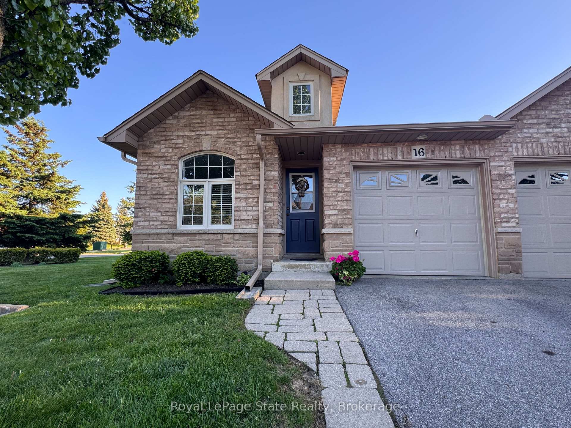 751 Rymal Road W 16, Hamilton, ON L9B 2Y3