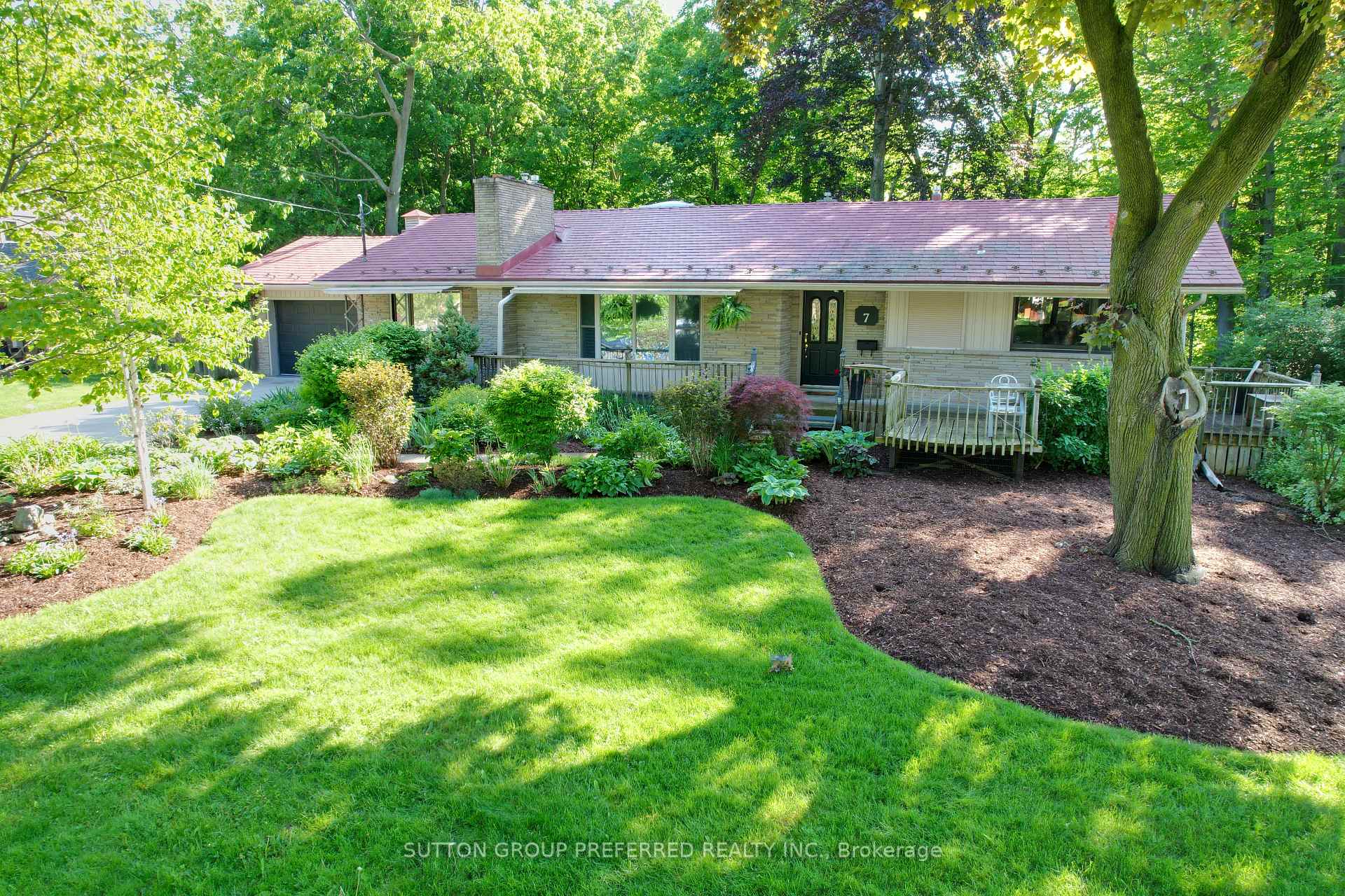 7 Metamora Crescent, London North, ON N6G 1R2