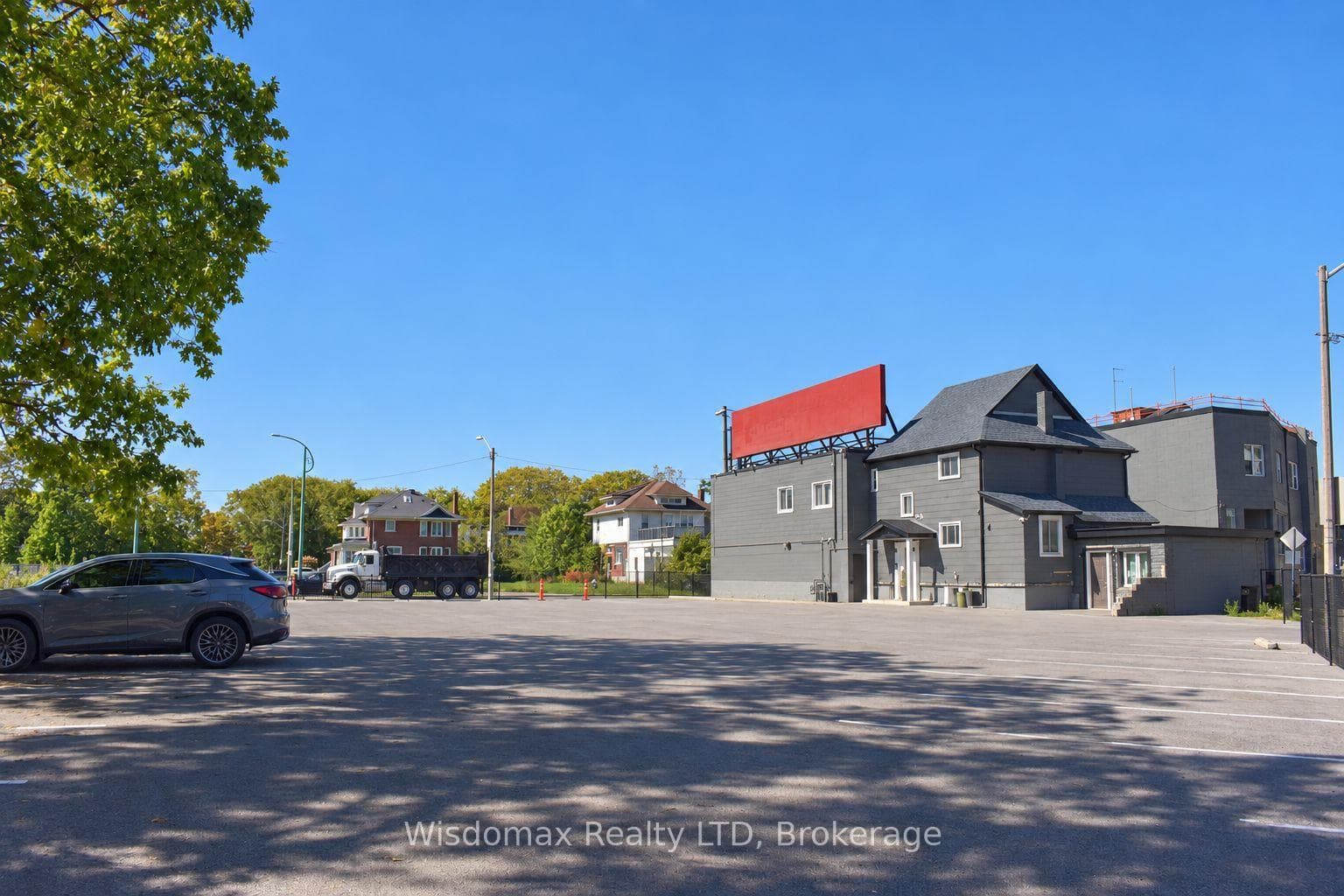 5306 VICTORIA Avenue, Niagara Falls, ON L2E 4E8
