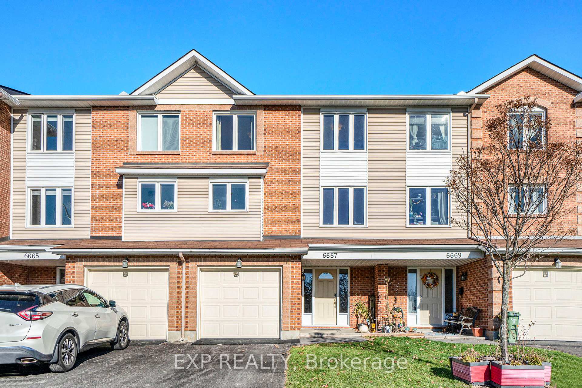 6667 Bilberry Drive, Orleans - Convent Glen and Area, ON K1C 4N5
