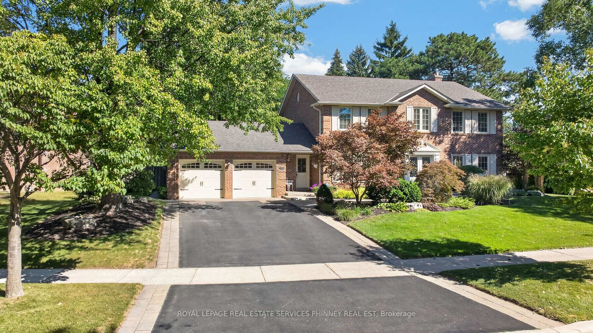 3453 Sawmill Valley Drive, Mississauga, ON L5L 3A3