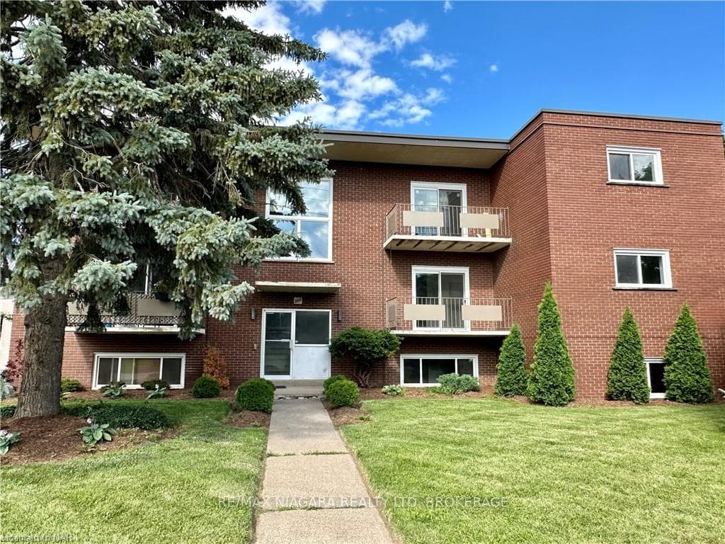 286 VINE Street 4, St. Catharines, ON L2M 4T3