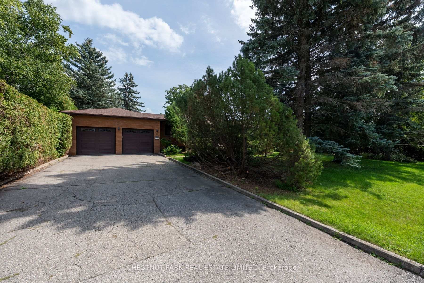 27 Oakcrest Avenue, Markham, ON L3R 2B9