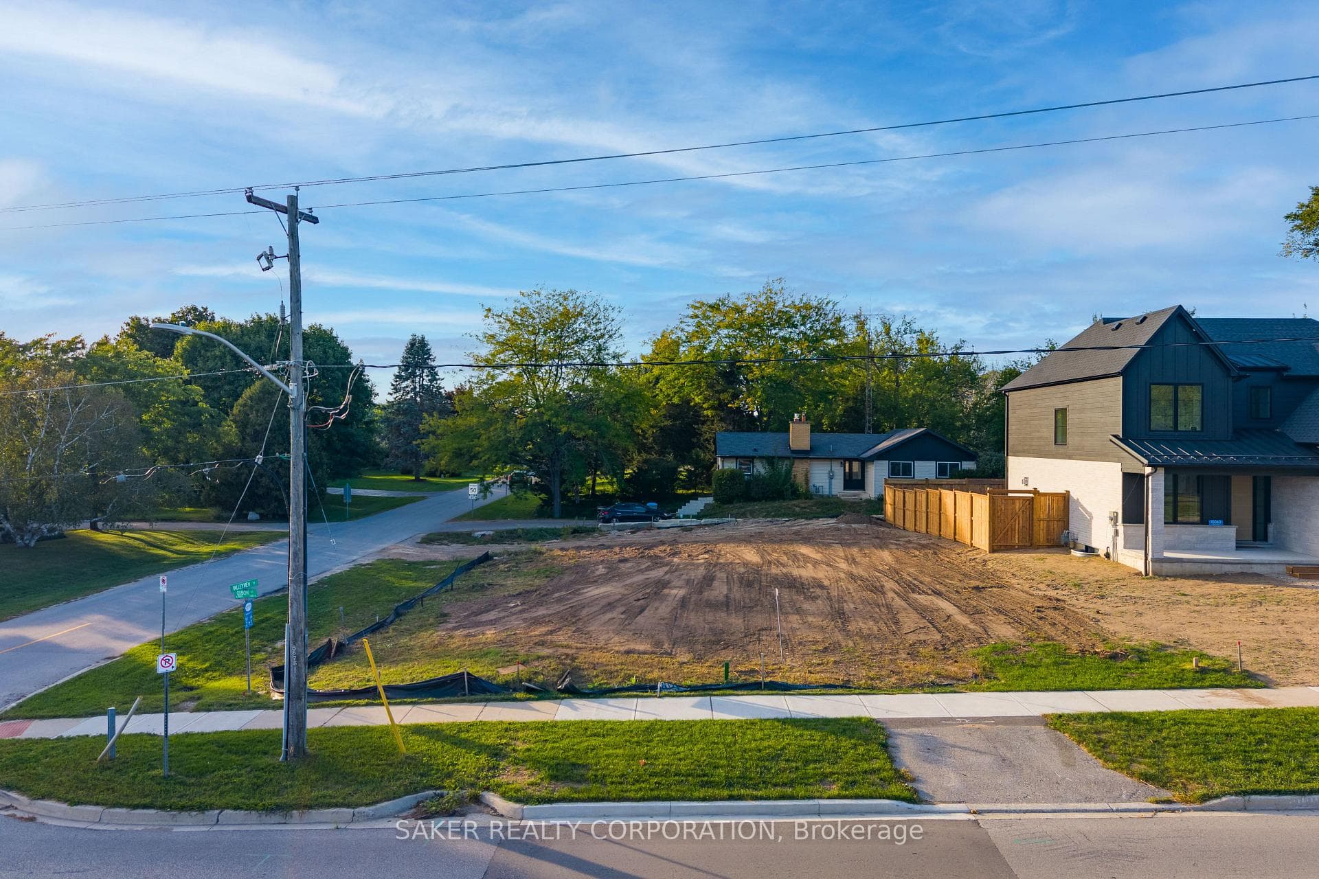 10056 Oxbow Drive, Middlesex Centre, ON N0L 1R0