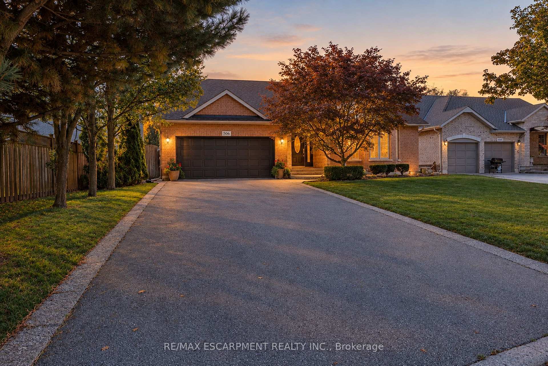 506 Regina Drive, Burlington, ON L7S 1L6