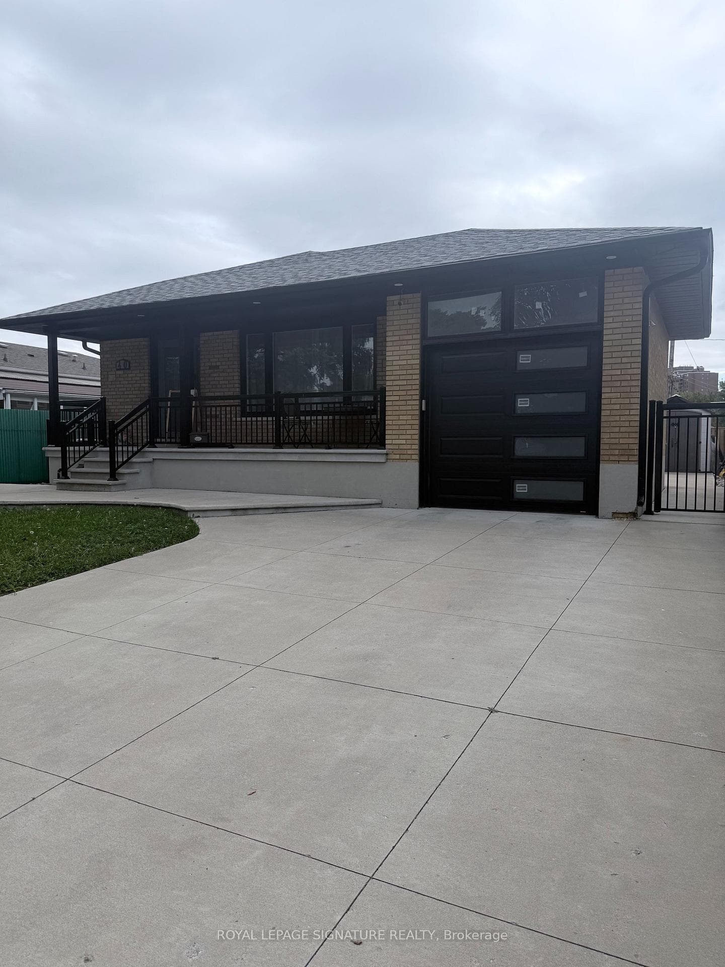 40 Summerfield Crescent Lower, Toronto, ON M9C 3X3