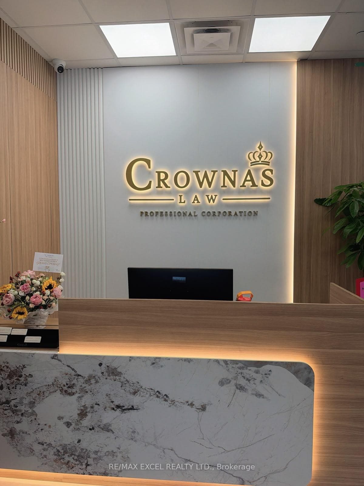 120 West Beaver Creek Road 20-21 (Office Room), Richmond Hill, ON L4B 1L2