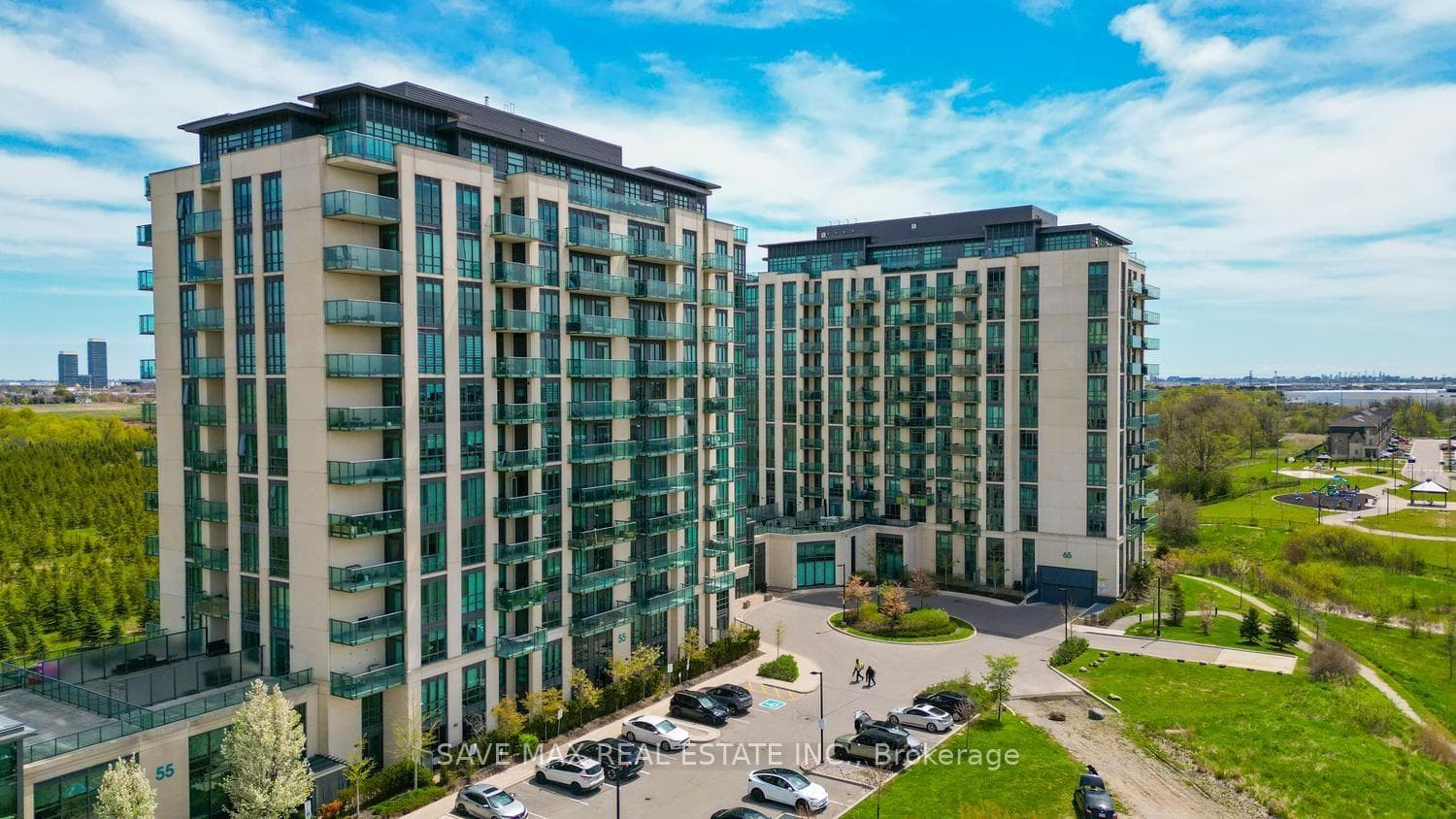 65 Yorkland Boulevard 308, Brampton, ON L6P 4M5